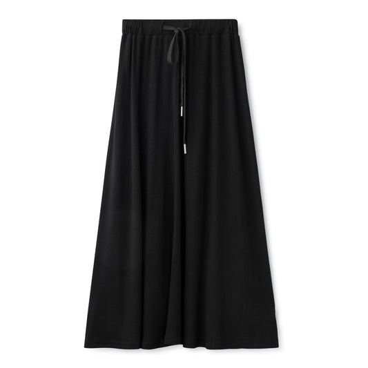 Black Essential Smooth Skirt